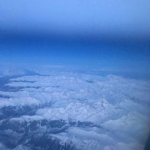 Meet your Posher, Sinit